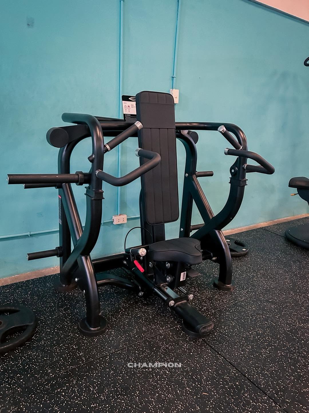 Cross Shoulder Raises (Momentum)